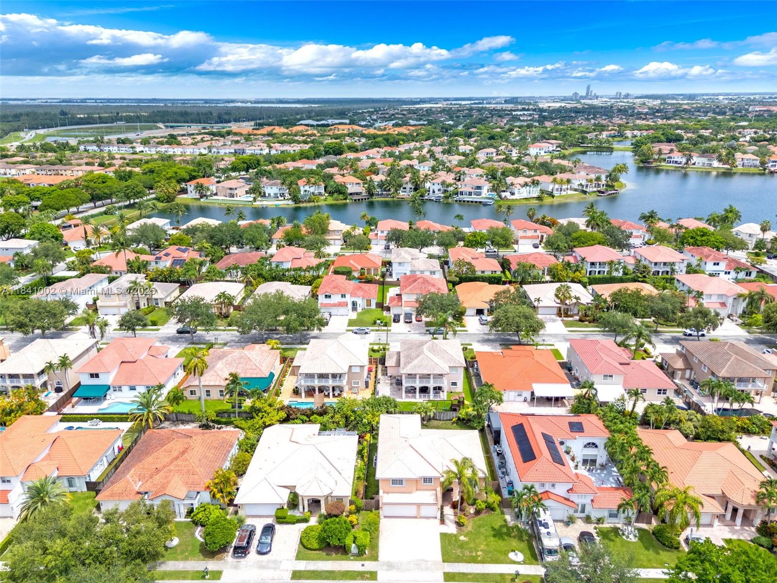 11331 NW 64th Ter, Doral, Florida image 40
