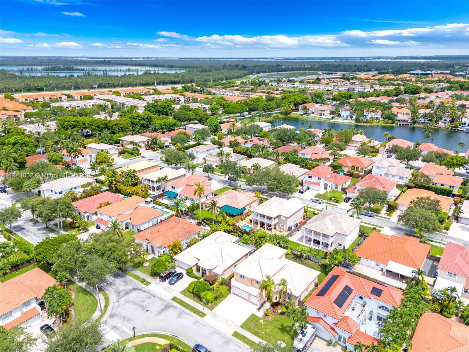 11331 NW 64th Ter, Doral, Florida image 42
