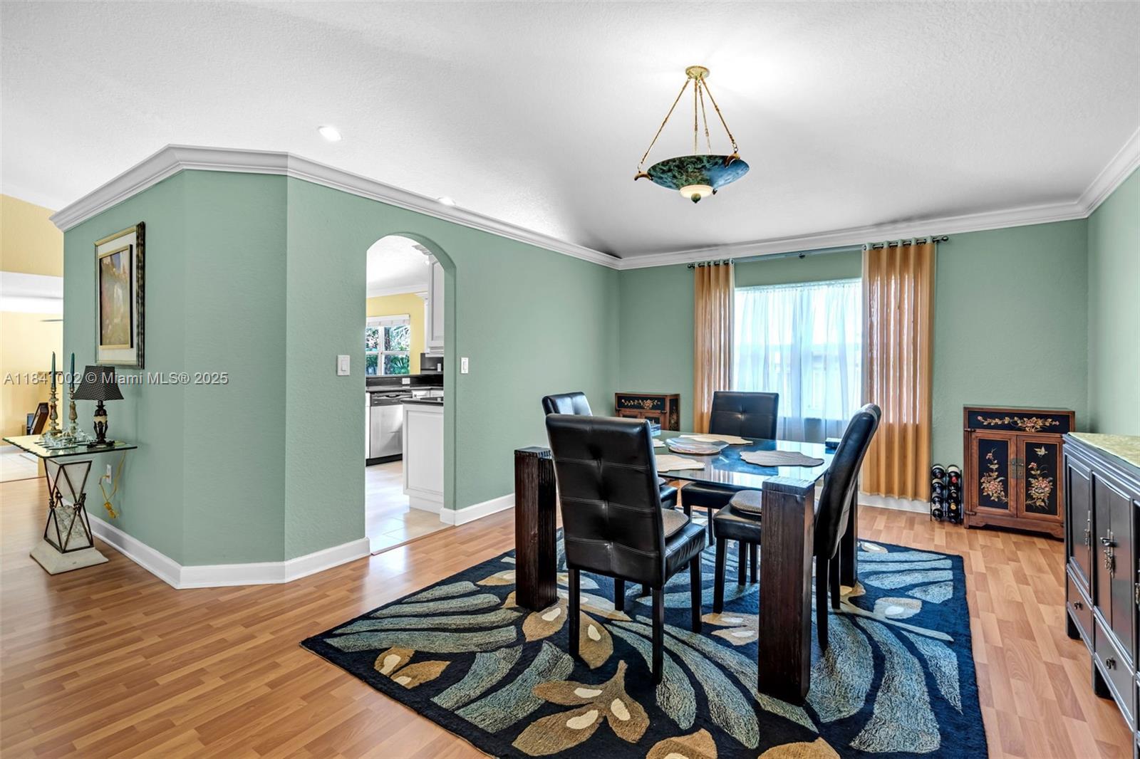 11331 NW 64th Ter, Doral, Florida image 8
