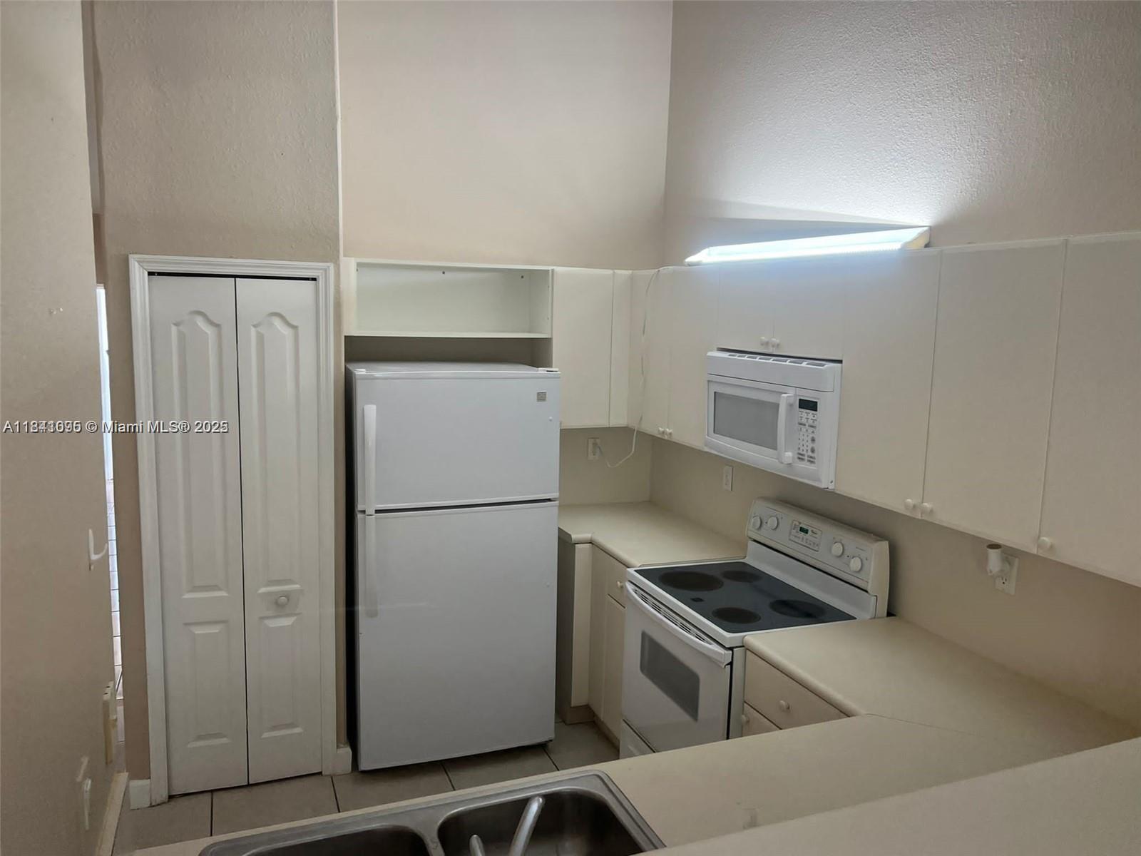 Property photo # 7