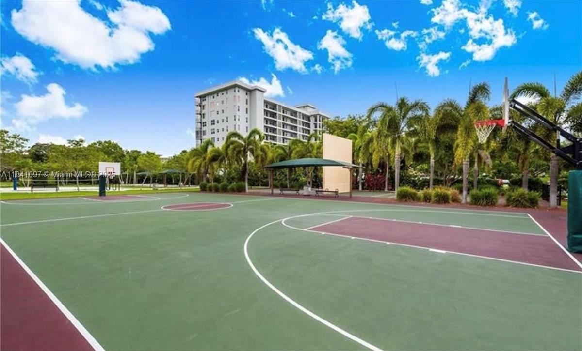 1000 E Cypress Dr, Pompano Beach, Florida image 31