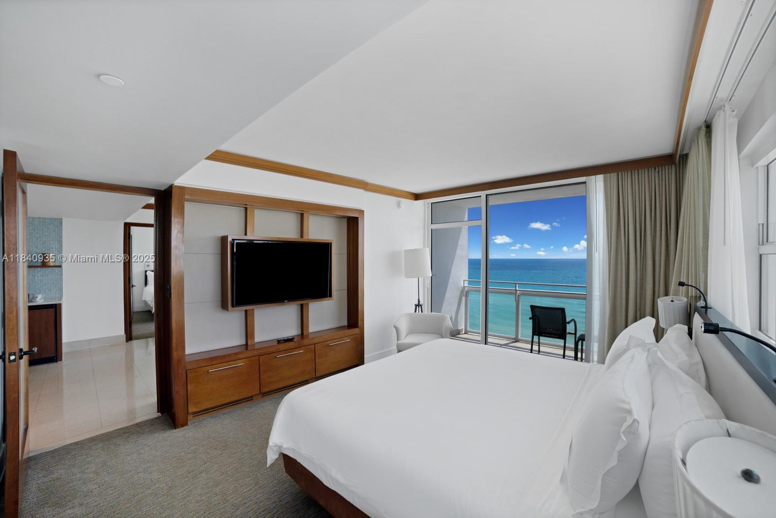 6801 Collins Ave #705, Miami Beach, Florida image 13