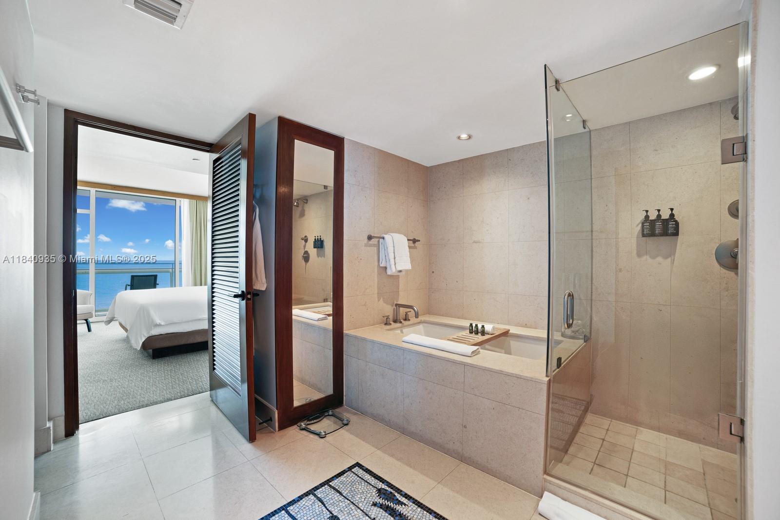 6801 Collins Ave #705, Miami Beach, Florida image 15