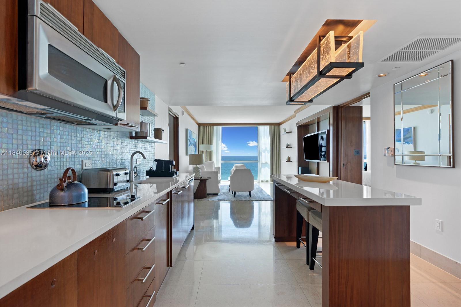 6801 Collins Ave #705, Miami Beach, Florida image 6