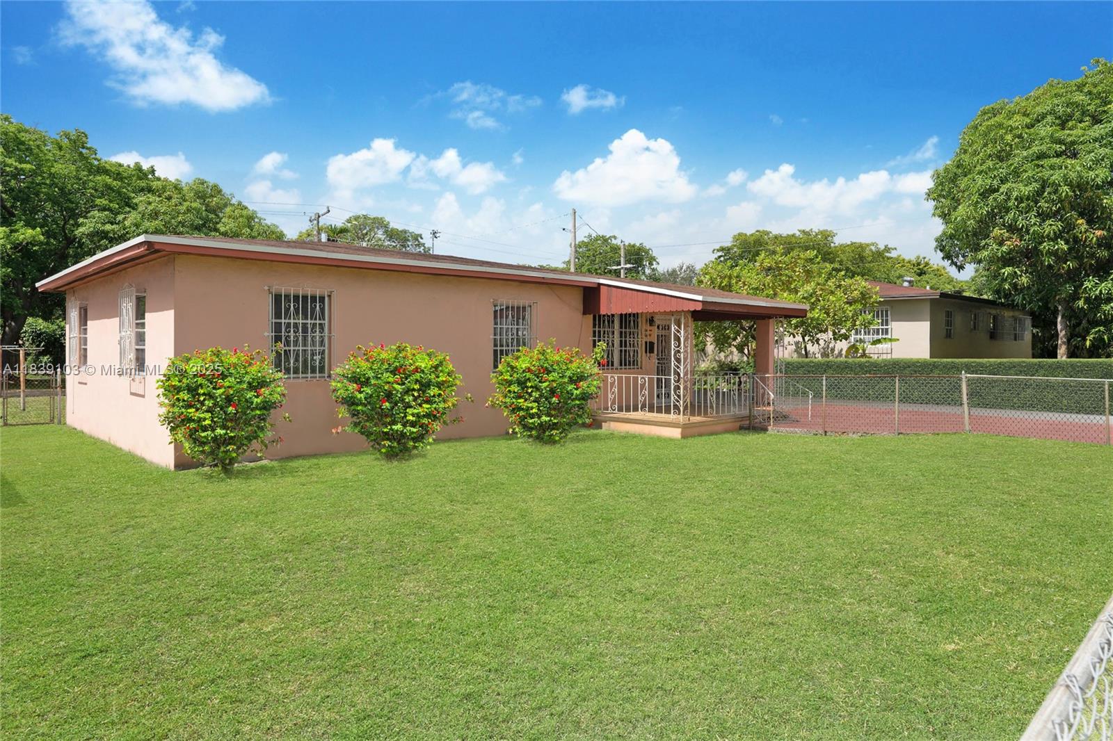 1180 NW 135th St, North Miami, Florida image 2