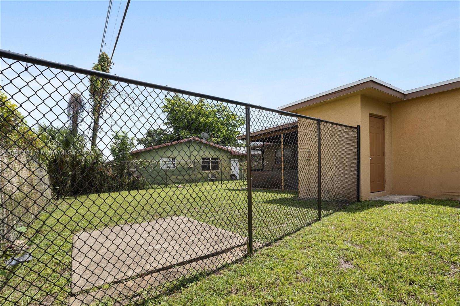 1630 NW 52nd Ave, Lauderhill, Florida image 25