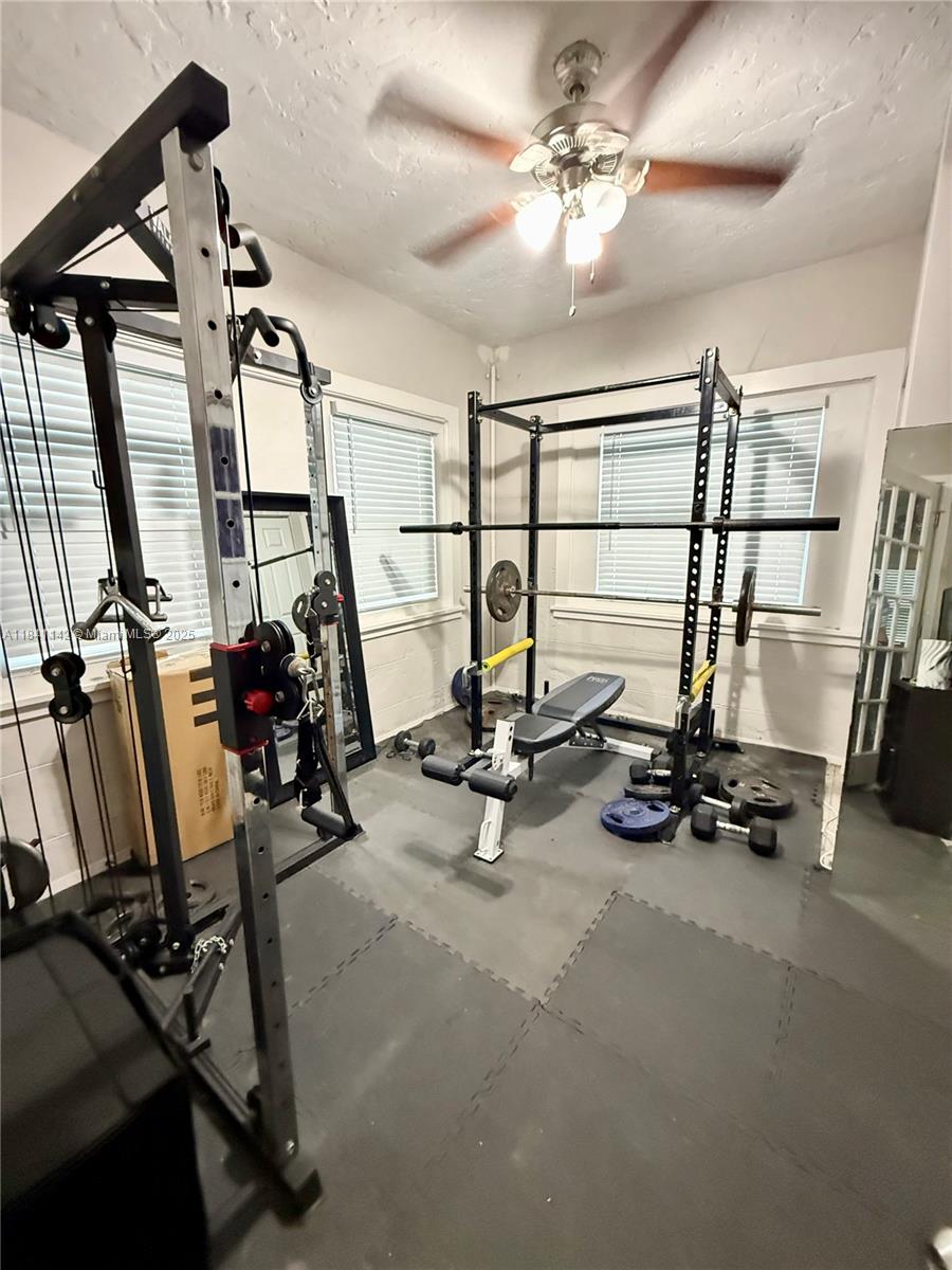 500 Evergreen Dr, Lake Park, Florida image 10