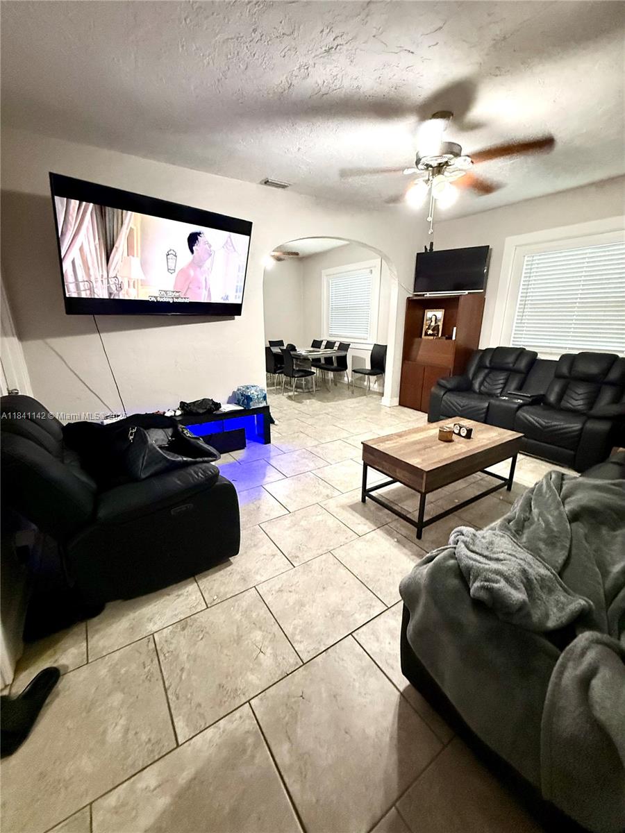 500 Evergreen Dr, Lake Park, Florida image 12