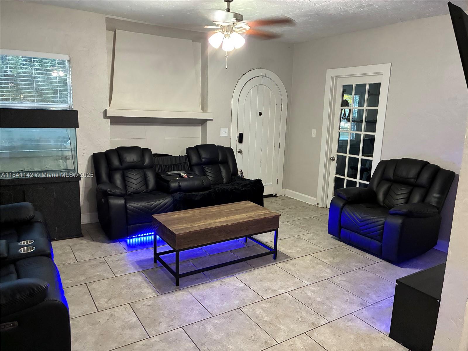 500 Evergreen Dr, Lake Park, Florida image 3