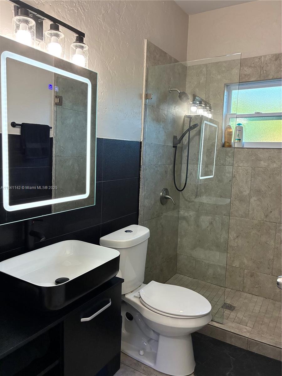 500 Evergreen Dr, Lake Park, Florida image 6