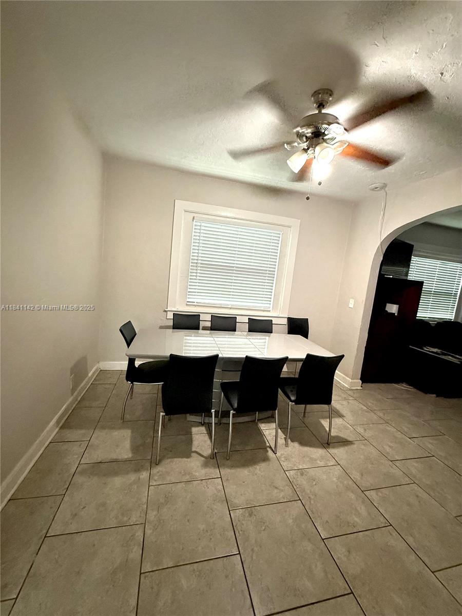 500 Evergreen Dr, Lake Park, Florida image 9
