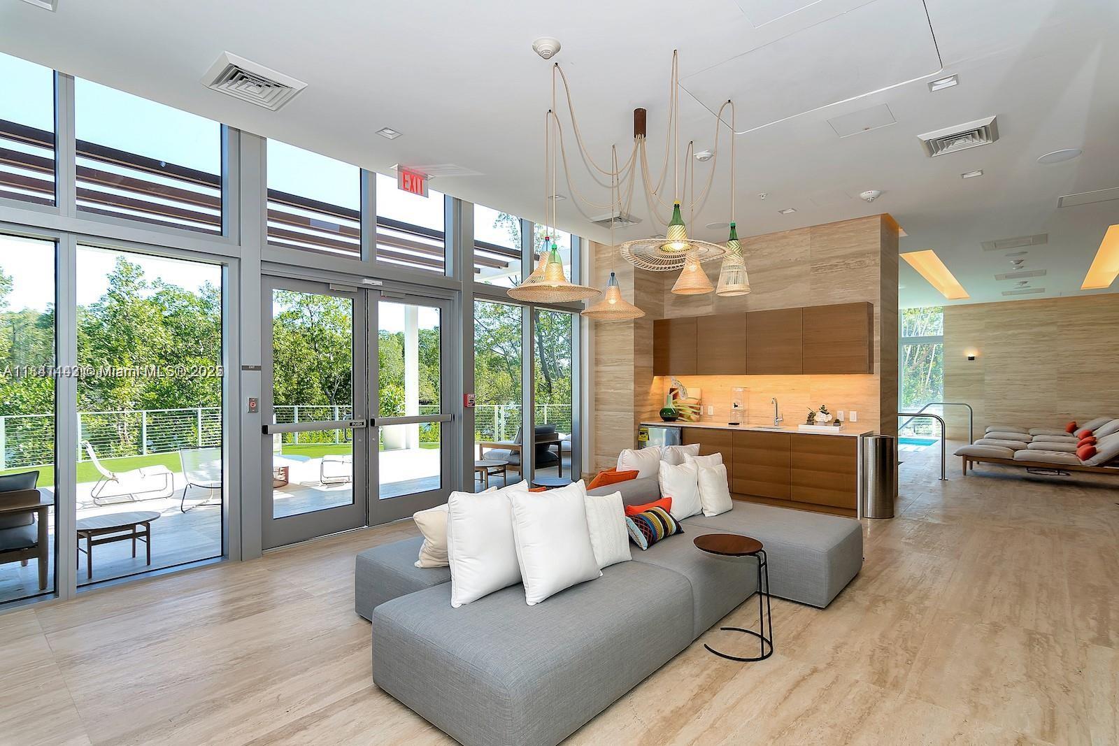 16385 Biscayne Blvd #1205, North Miami Beach, Florida image 20