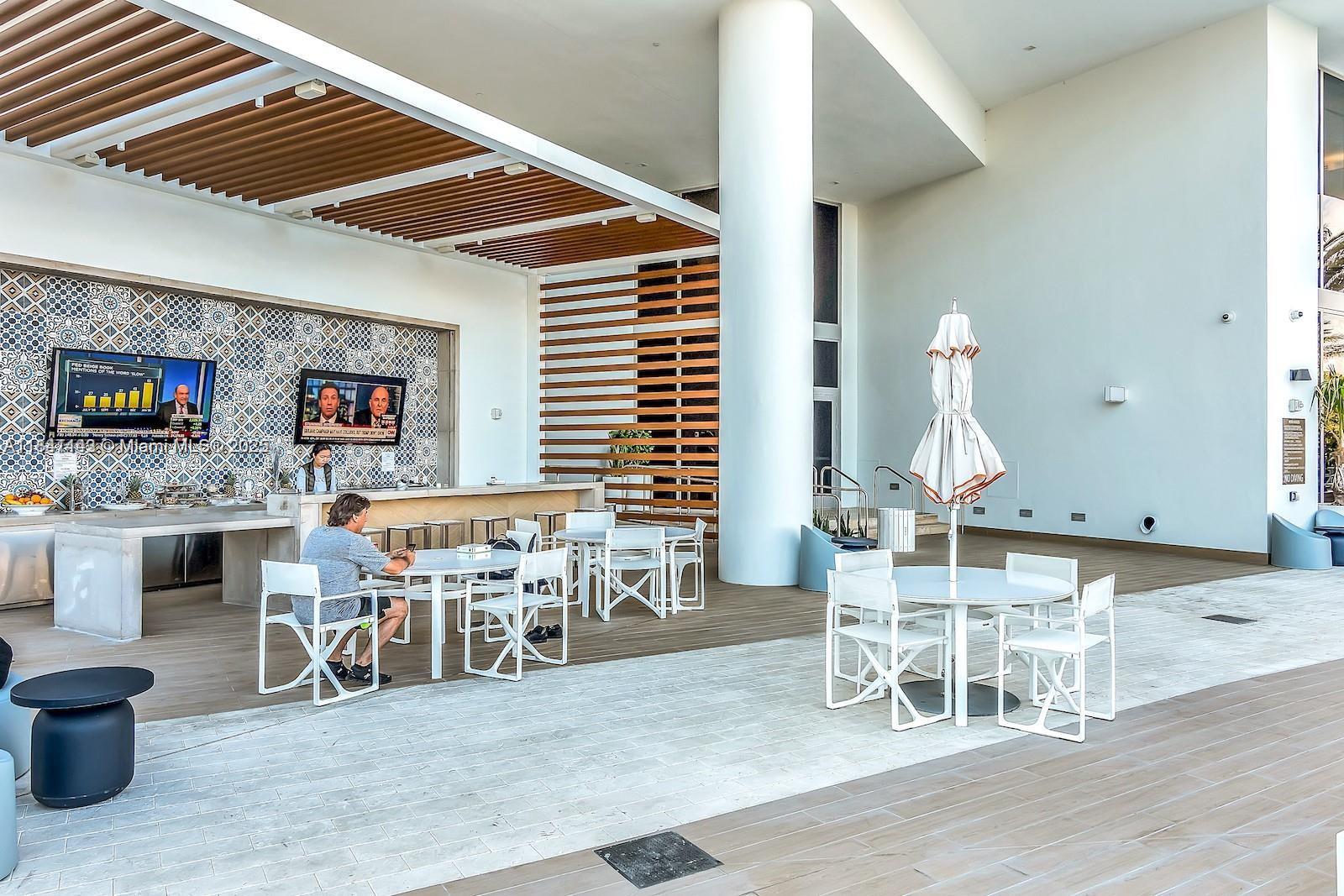 16385 Biscayne Blvd #1205, North Miami Beach, Florida image 28