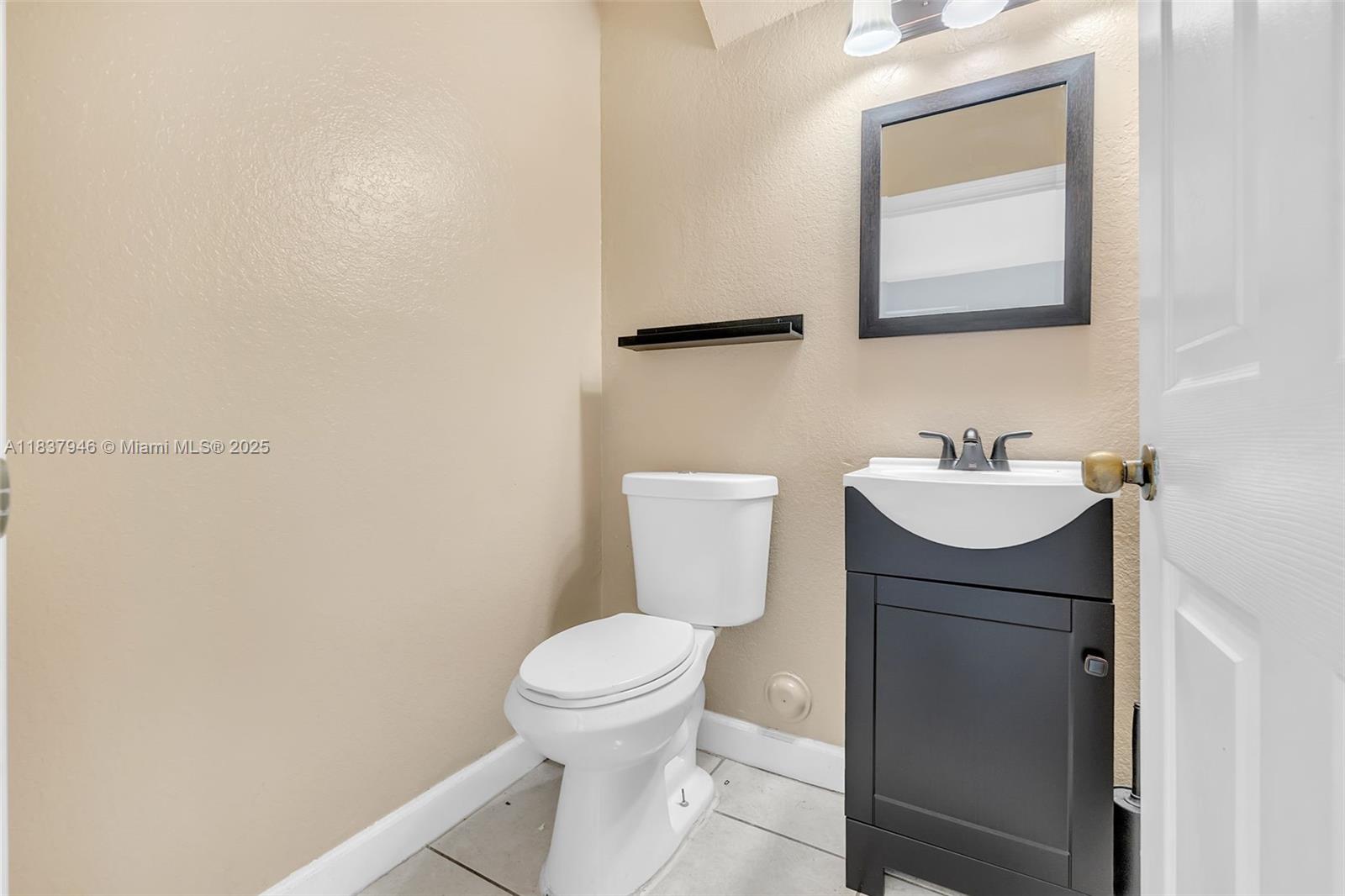 389 NE 32nd Ter, Homestead, Florida image 15