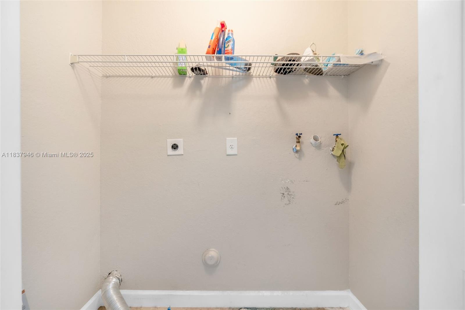 389 NE 32nd Ter, Homestead, Florida image 33