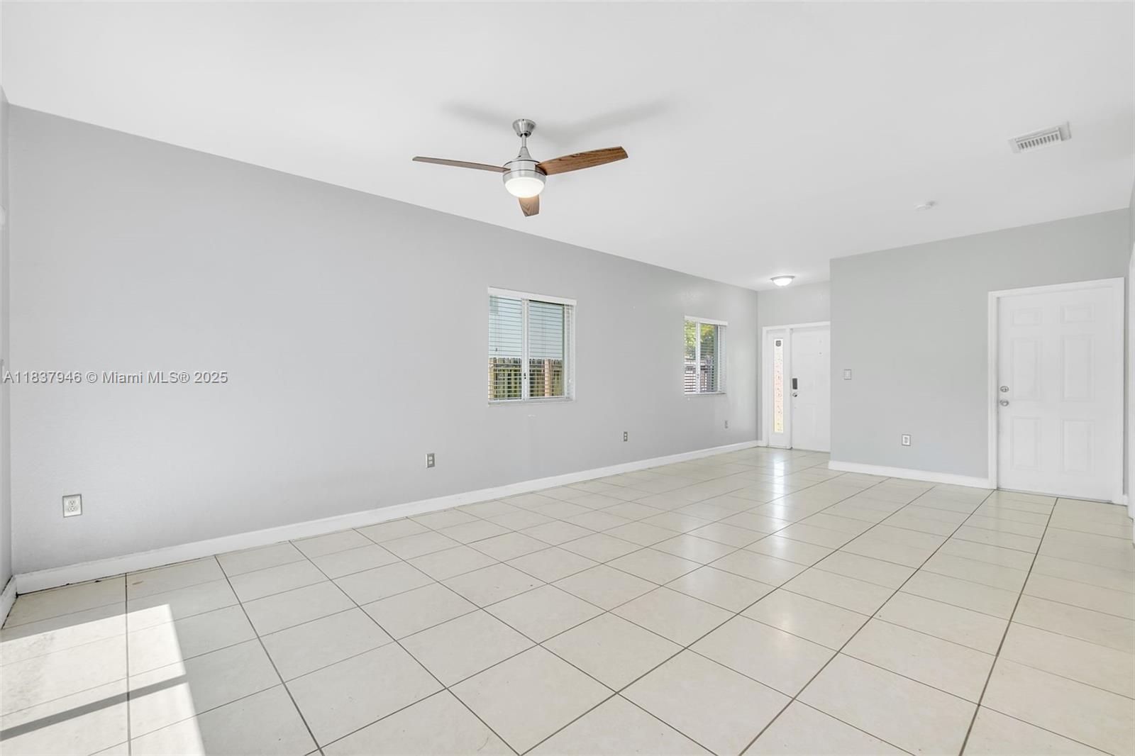 389 NE 32nd Ter, Homestead, Florida image 6
