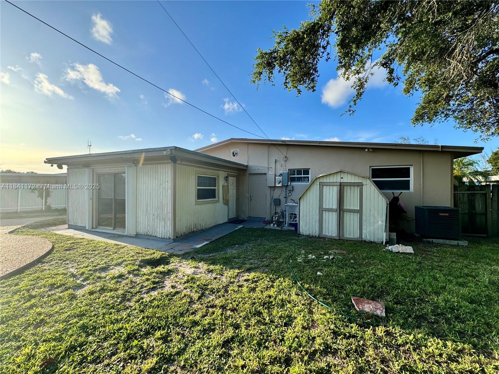 3800 SW 31st Dr, West Park, Florida image 3