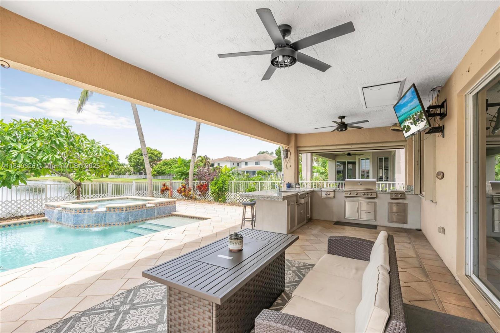 19360 SW 61st St, Pembroke Pines, Florida image 39