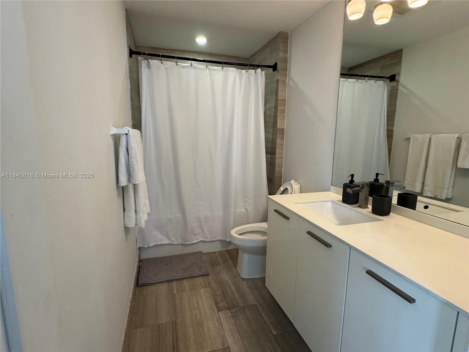 Property photo # 9