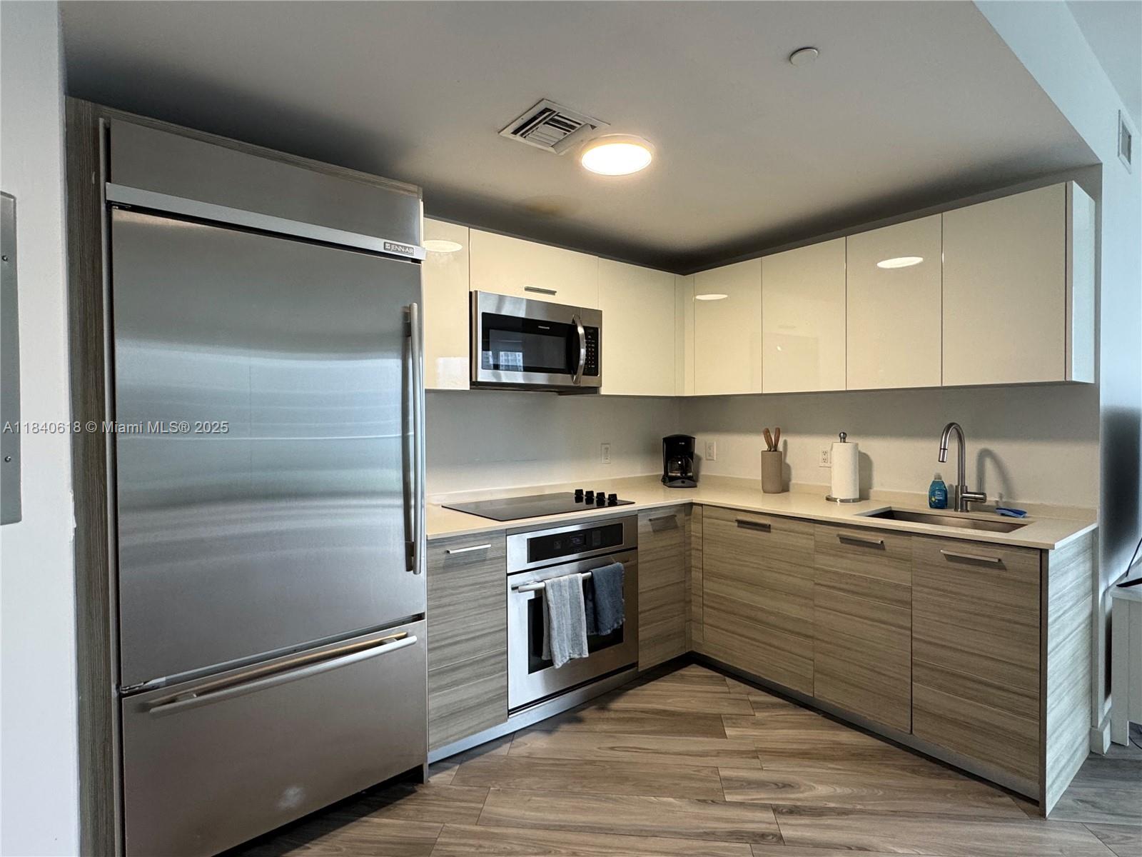 Property photo # 8