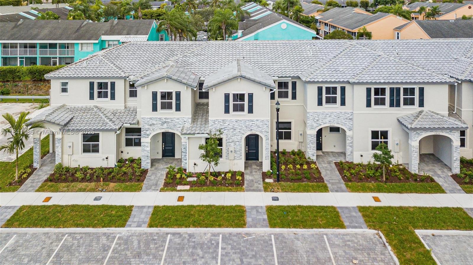1870 SE 26th Ter, Homestead, Florida image 2