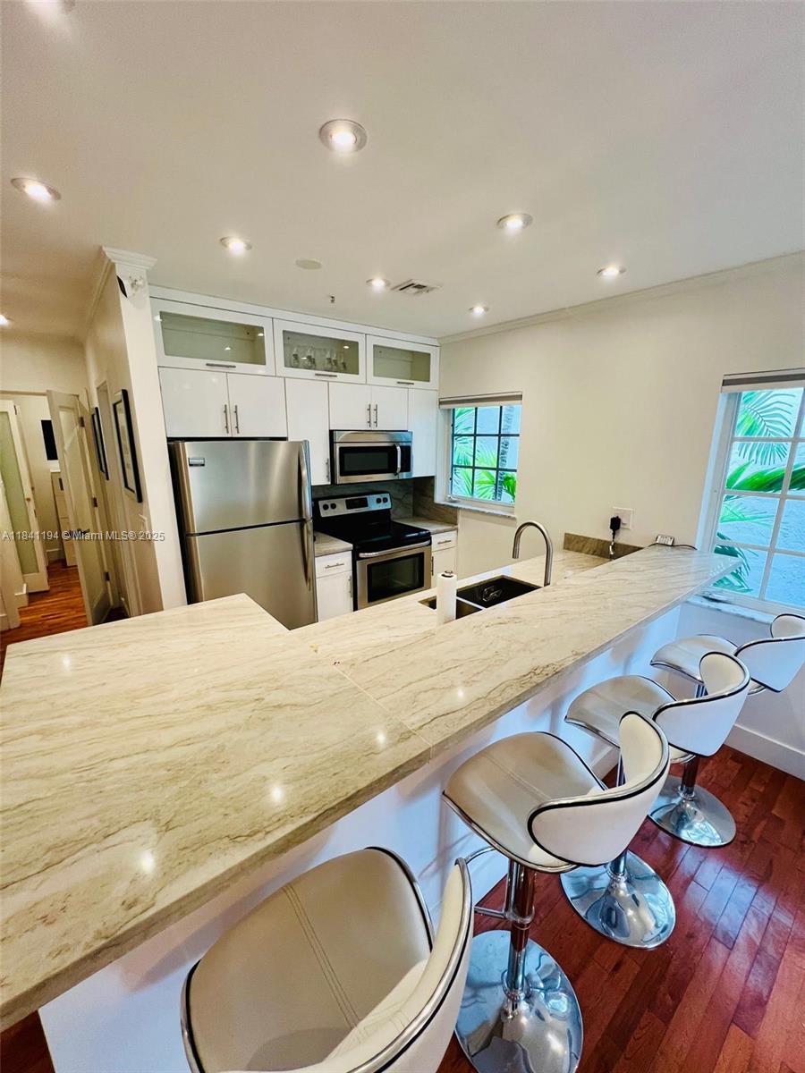 Property photo # 8