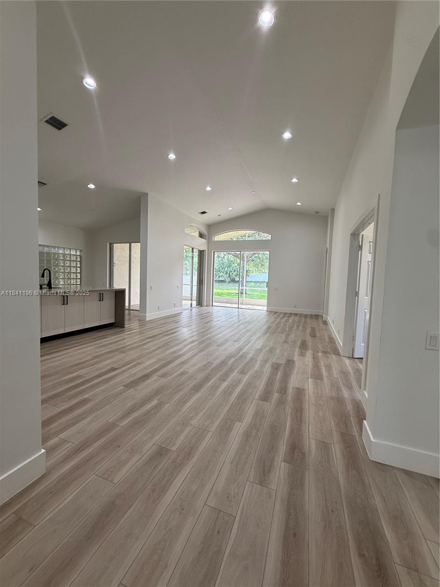 9947 Torino Dr, Lake Worth, Florida image 3