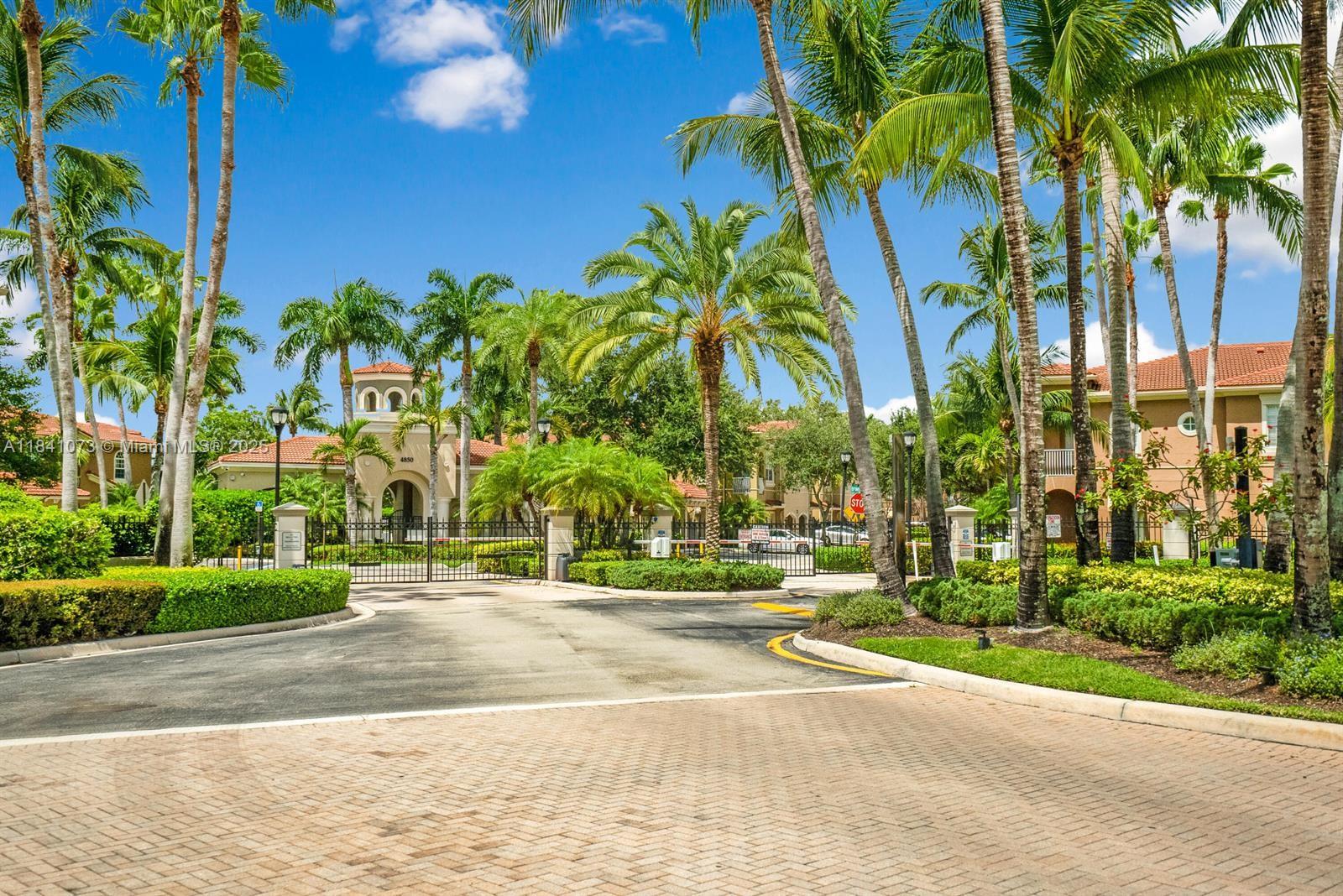 4851 Bonsai Cir #215, Palm Beach Gardens, Florida image 3