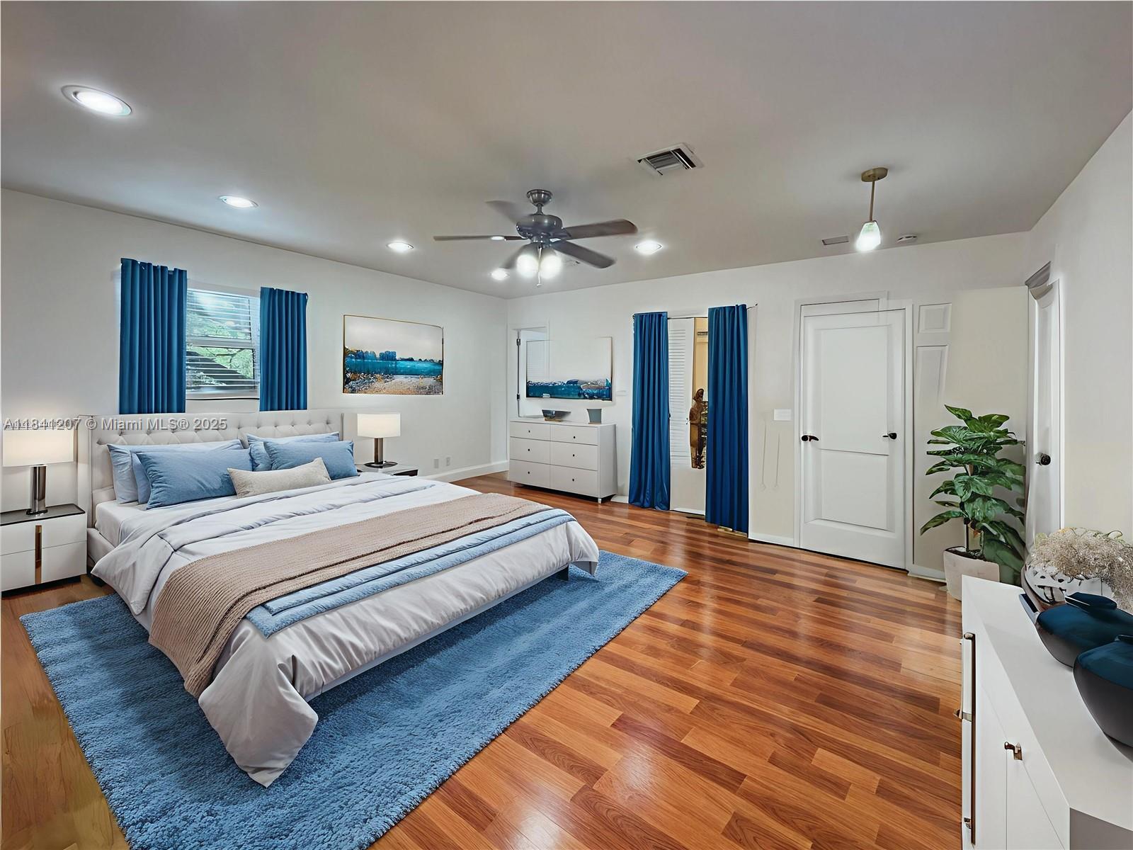 Property photo # 4