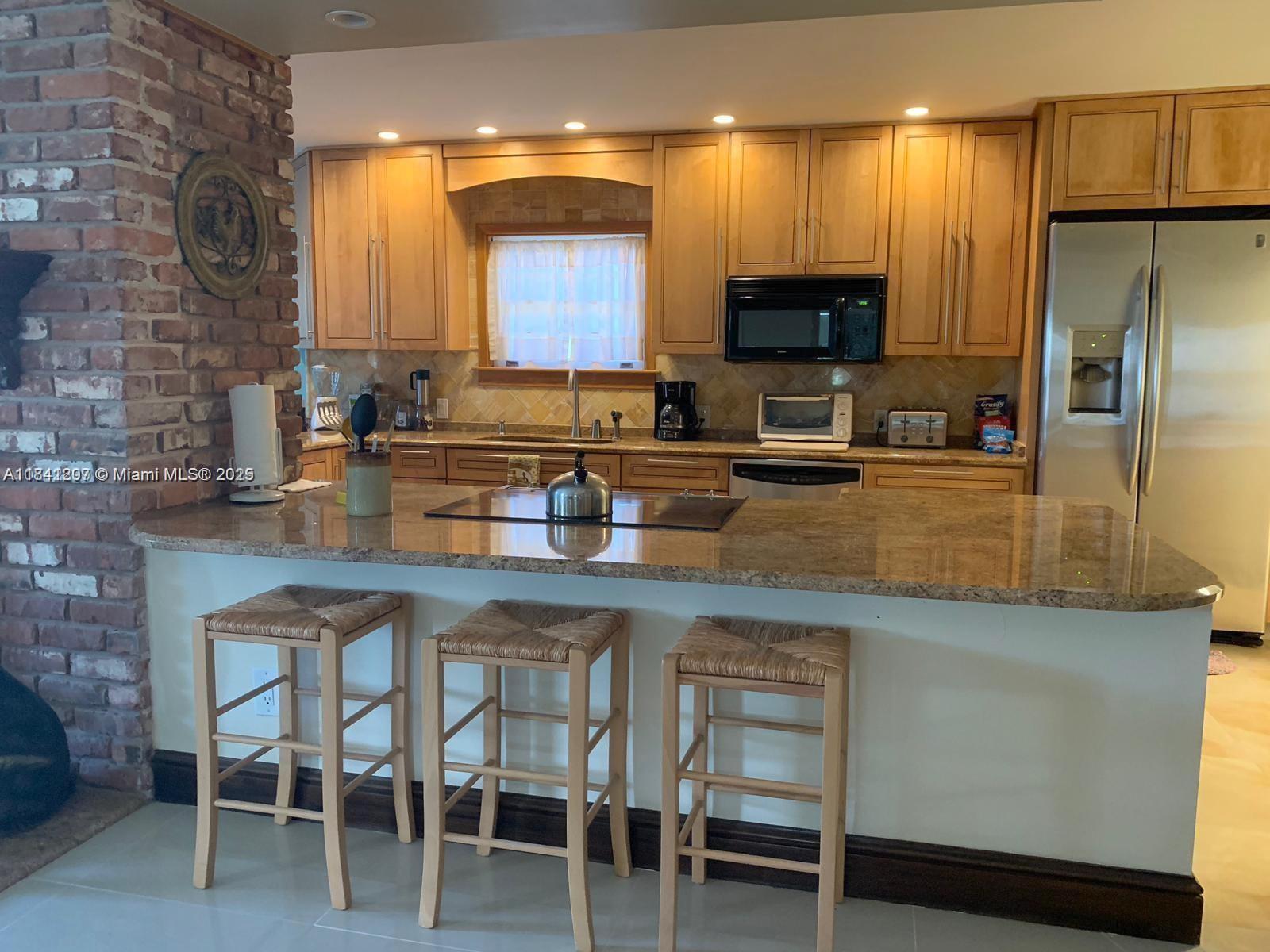 Property photo # 2
