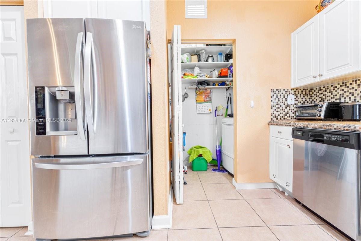 3632 NE 1st St, Homestead, Florida image 10