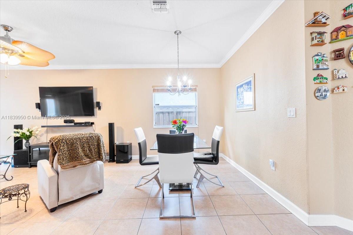 3632 NE 1st St, Homestead, Florida image 18
