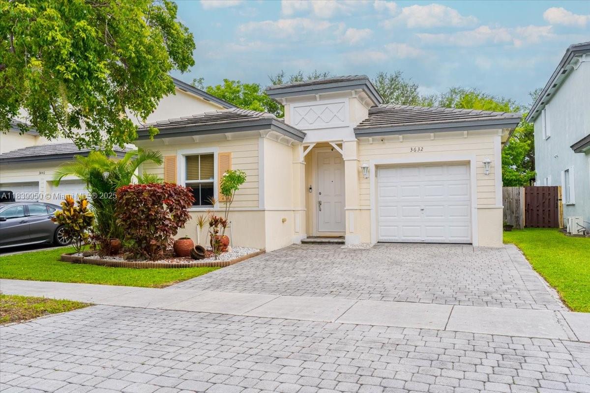 3632 NE 1st St, Homestead, Florida image 2