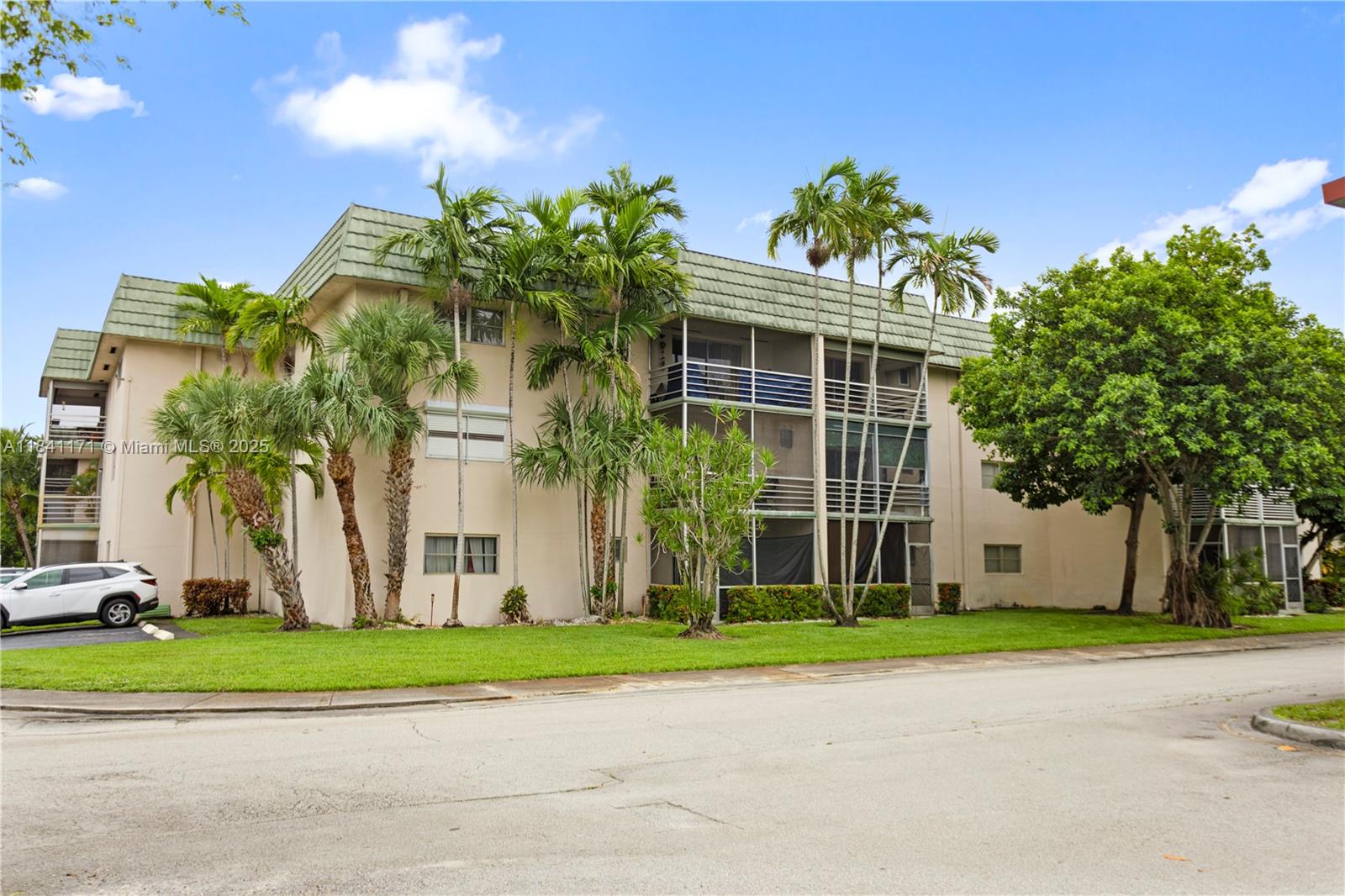 Property photo # 4