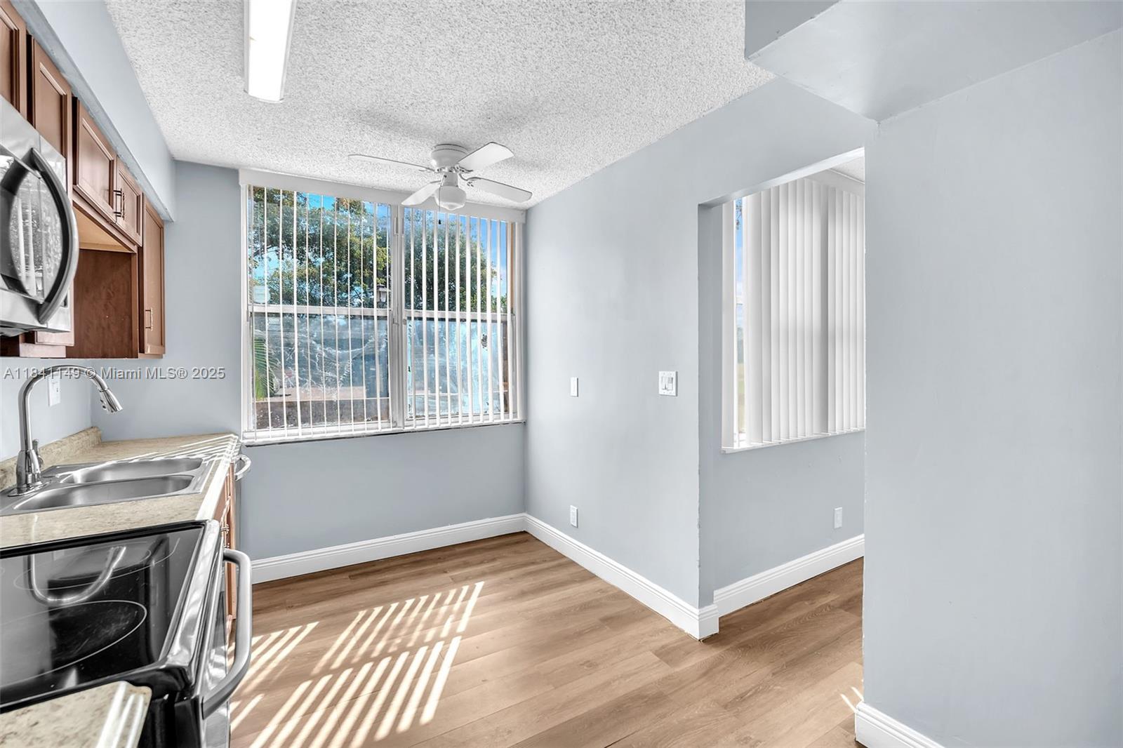 3671 Environ Blvd, Lauderhill, Florida image 20