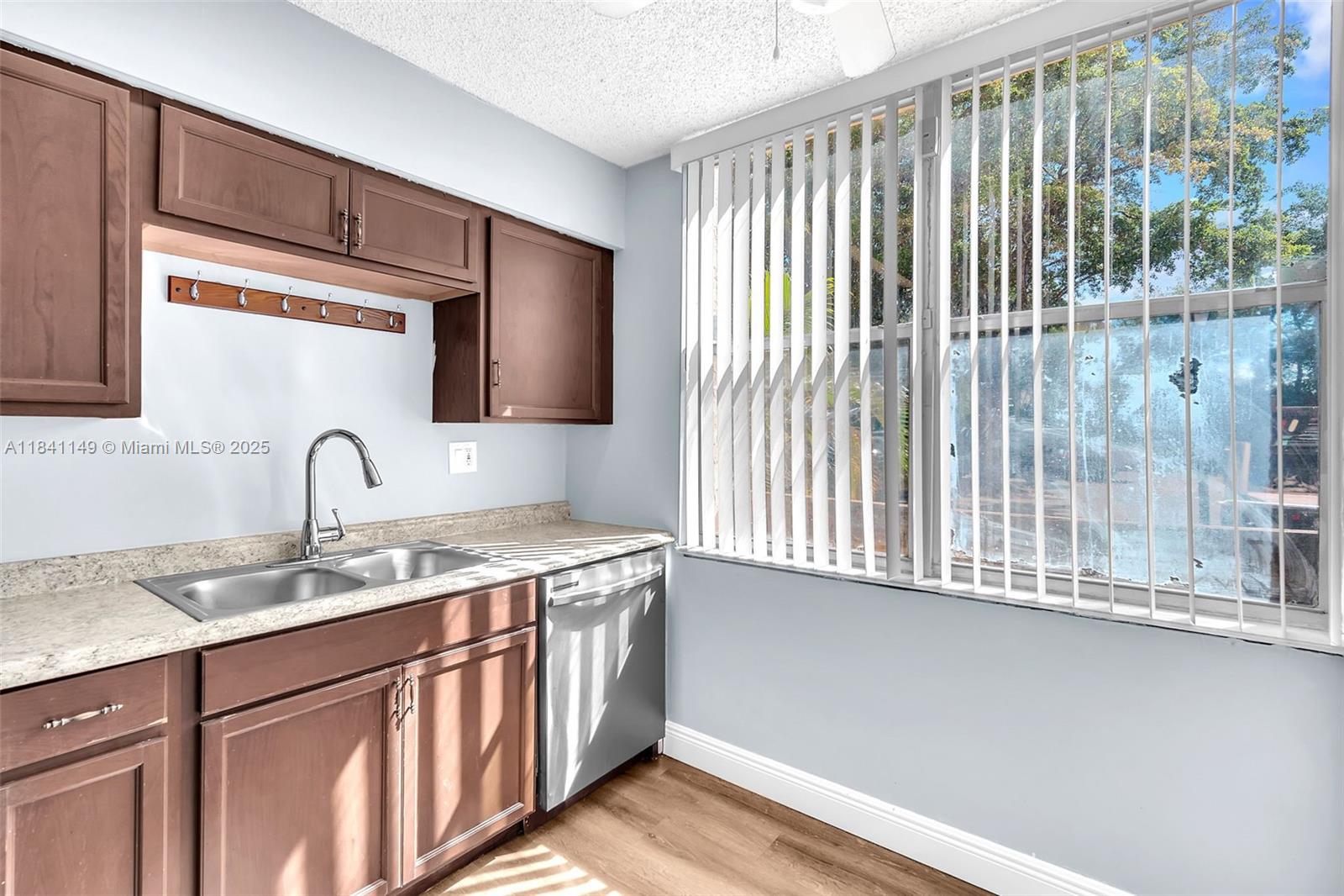 3671 Environ Blvd, Lauderhill, Florida image 21