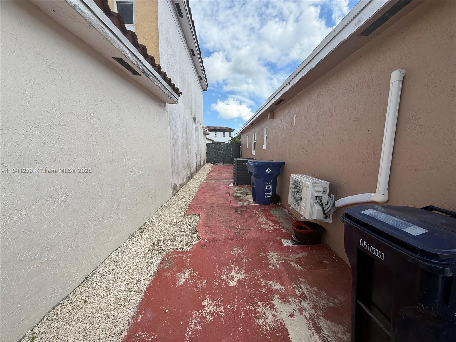 Property photo # 4