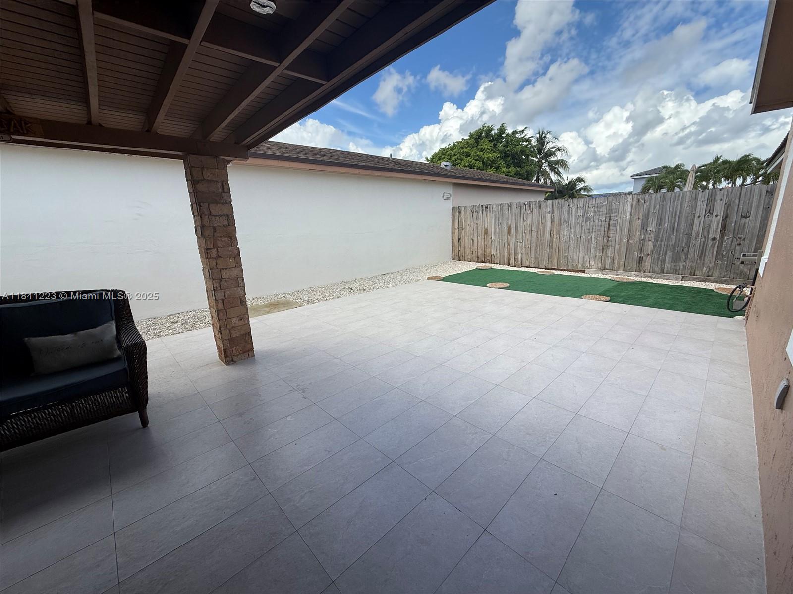 Property photo # 8