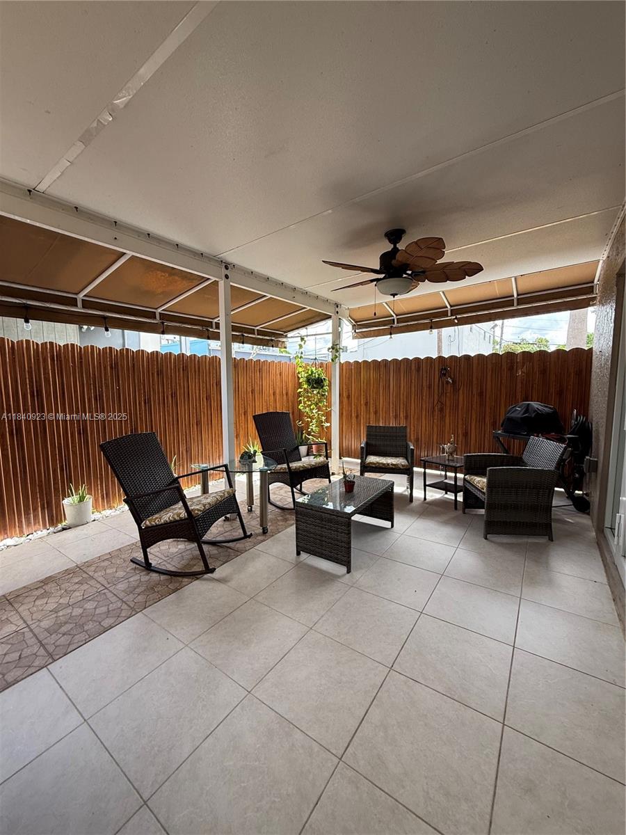 11 Olive Dr #E, Hialeah, Florida image 18