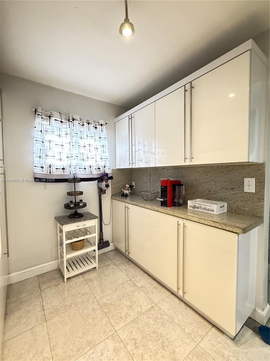 11 Olive Dr #E, Hialeah, Florida image 3