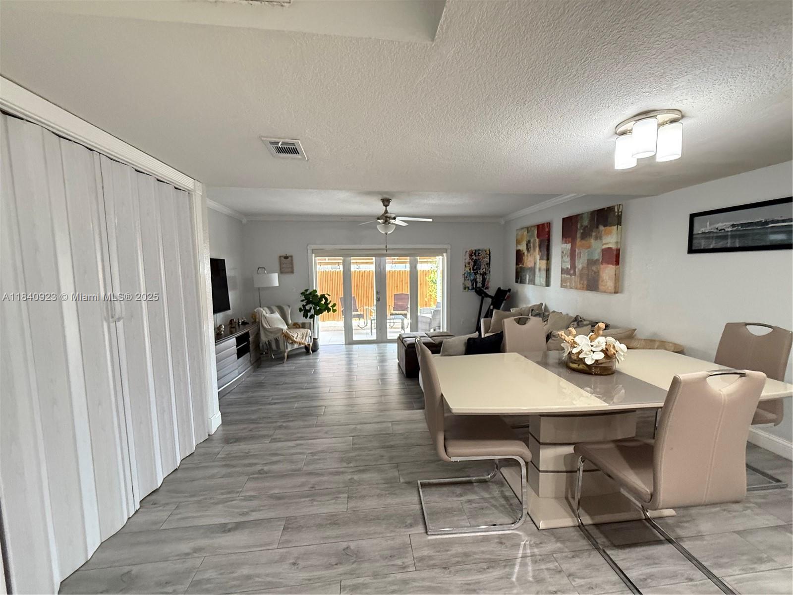 11 Olive Dr #E, Hialeah, Florida image 9