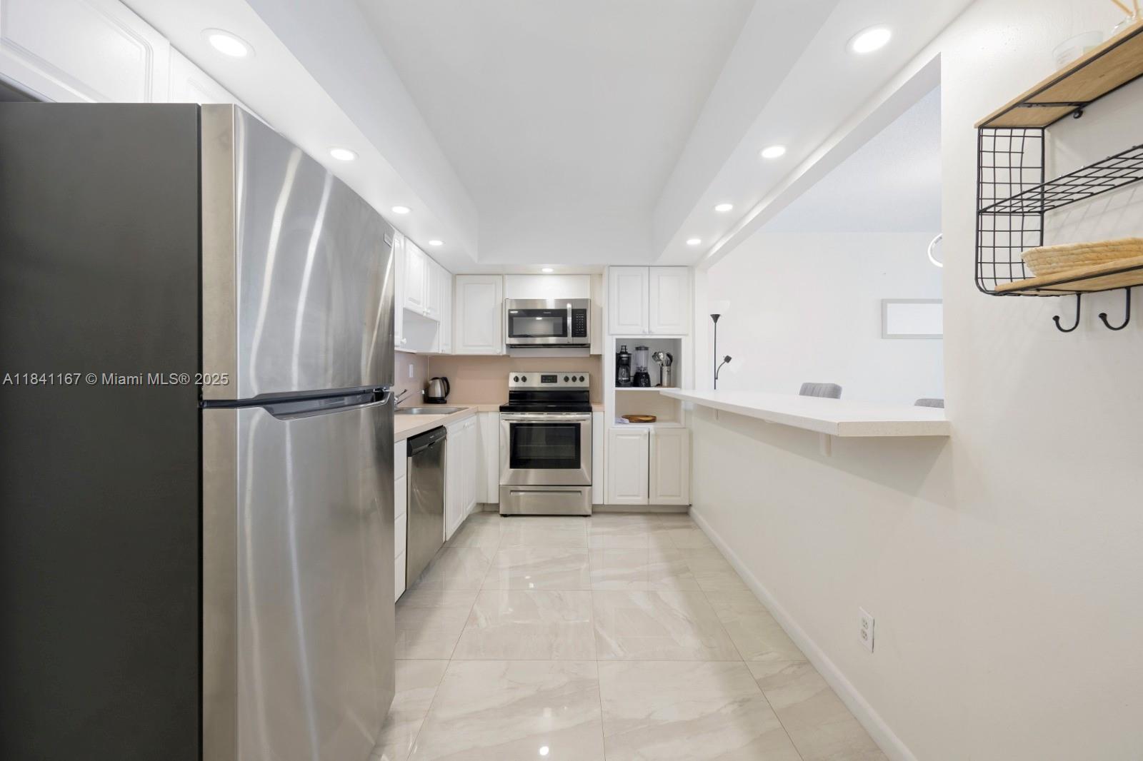 Property photo # 9
