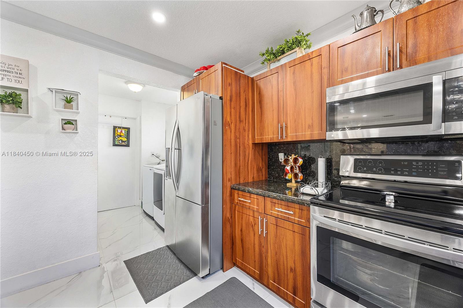 3502 W 72nd St, Hialeah, Florida image 13