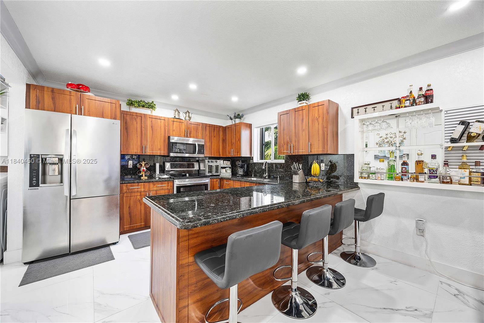 3502 W 72nd St, Hialeah, Florida image 9