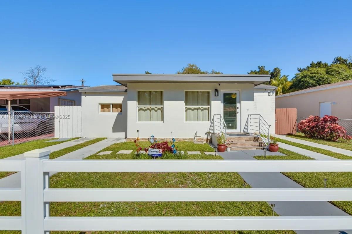 Property photo # 1