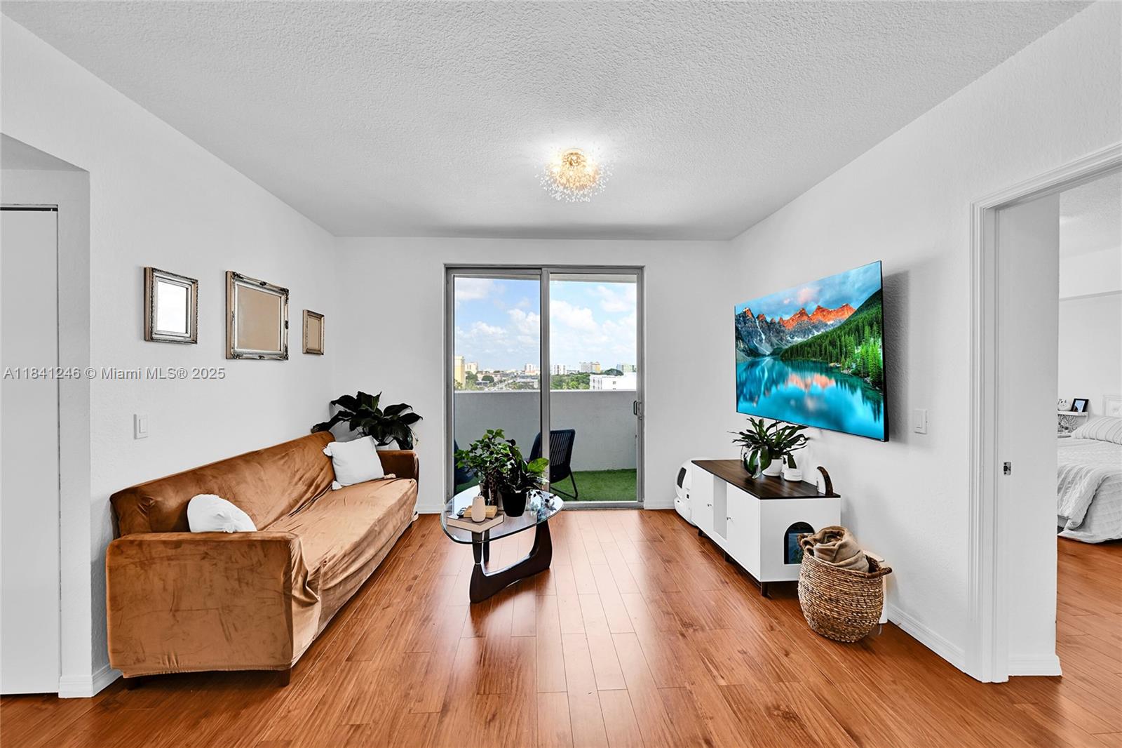 Property photo # 9