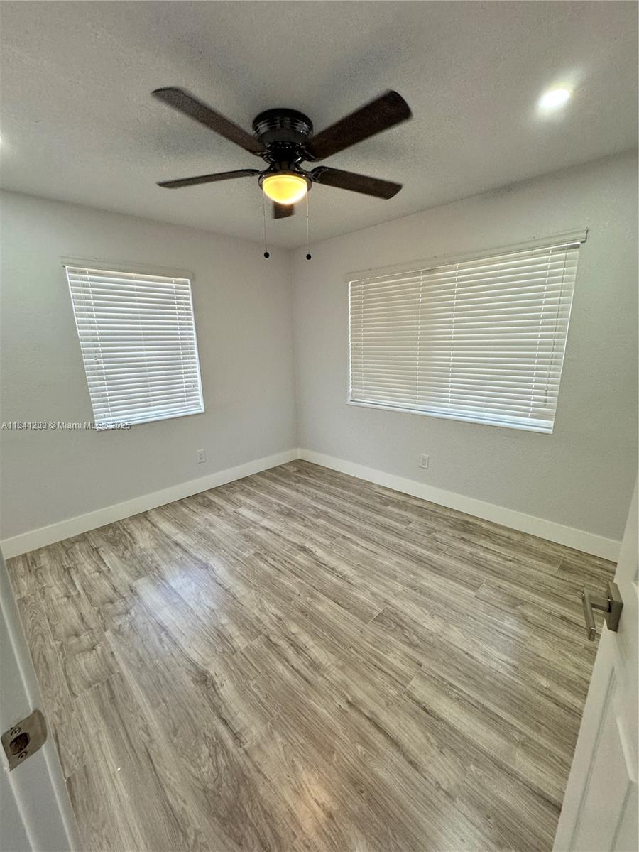 1649 NE 30th Ct, Pompano Beach, Florida image 9