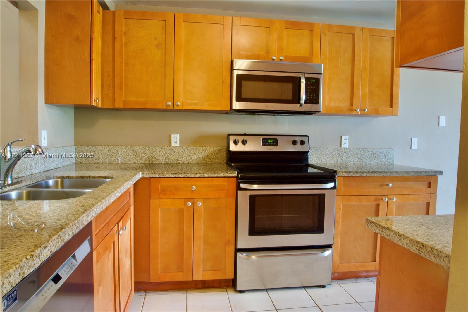 Property photo # 6