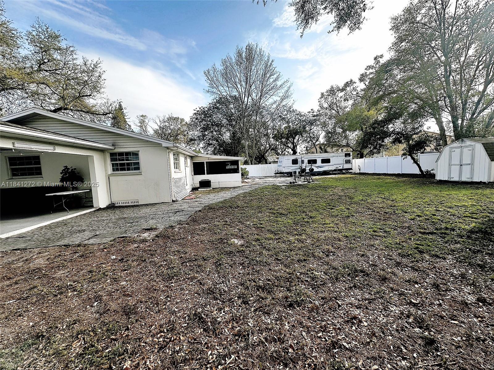 8020 N Edison, Tampa, Florida image 12
