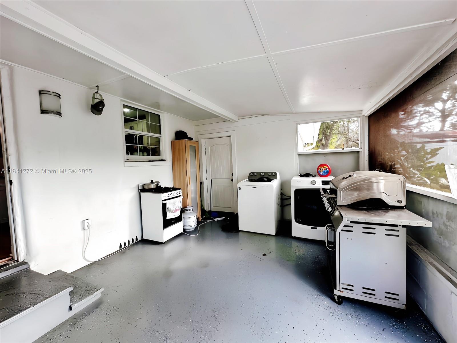 8020 N Edison, Tampa, Florida image 17